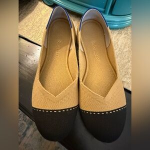 Rothy's Tan and Black round toe flats
